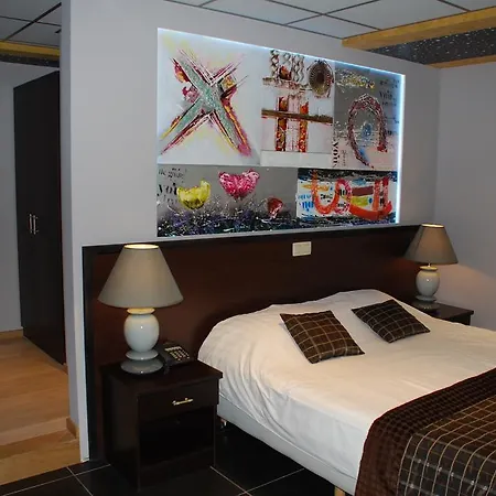 Apparthotel Belle Vue 3* La Louviere